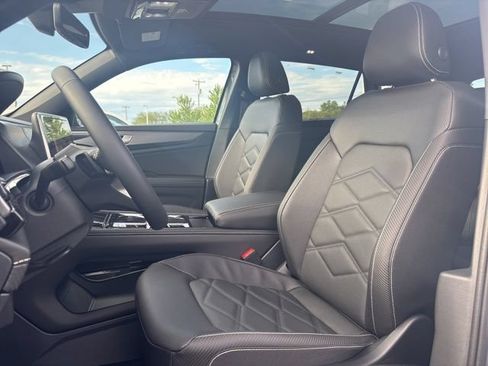 New 2026 Volkswagen Atlas Cross Sport SE AWD/4WD image 14