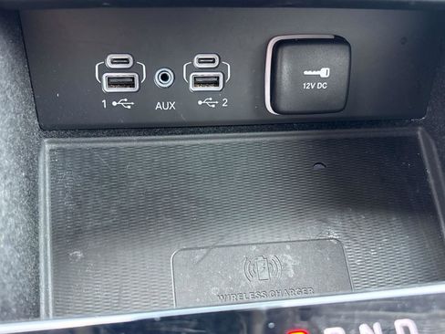 Used 2022 Jeep Grand Cherokee Overland w/ Adv Protech Group III image 28