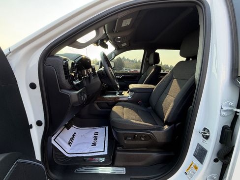 Used 2024 Chevrolet Silverado 3500 LT w/ All Star Edition AWD/4WD image 2