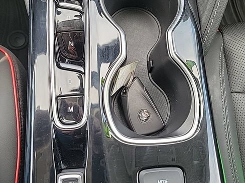 Used 2022 Buick Envision Essence w/ Technology Package II AWD/4WD image 18
