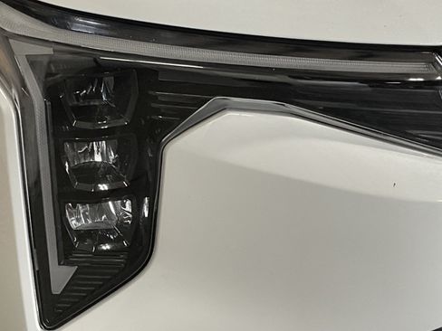 Used 2025 Kia K4 FWD image 8