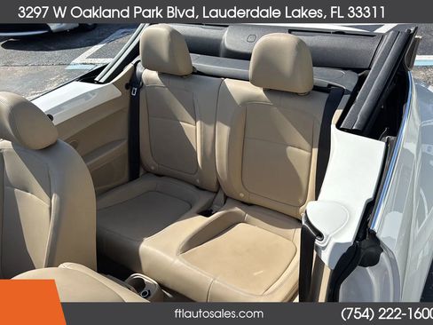 Used 2014 Volkswagen Beetle 2.5 image 22