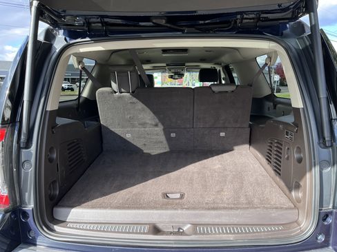 Used 2017 GMC Yukon XL Denali w/ Open Road Package image 36