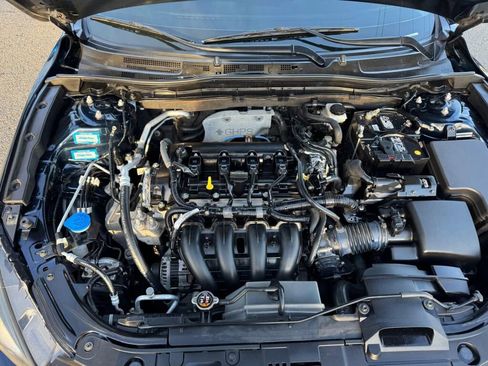 Used 2015 MAZDA MAZDA3 i Touring w/ Technology Package image 22