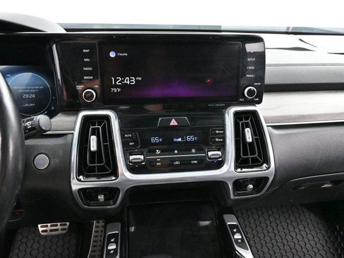 Used 2021 Kia Sorento SX Prestige image 21