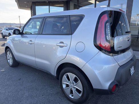 Used 2015 Kia Soul image 8