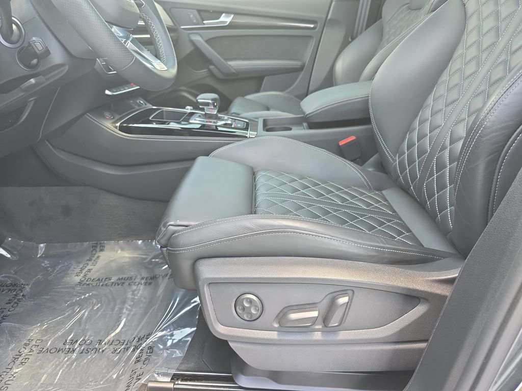 Used 2023 Audi SQ5 Premium Plus w/ Premium Plus Package AWD/4WD image 24