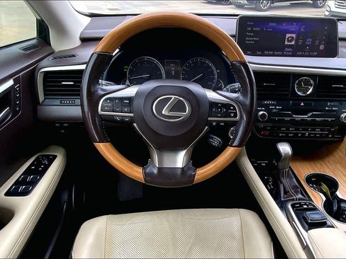 Used 2018 Lexus RX 350L FWD image 6