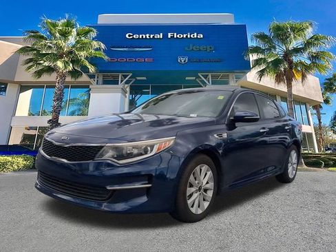 Used 2016 Kia Optima LX w/ Option Group 014 FWD image 9