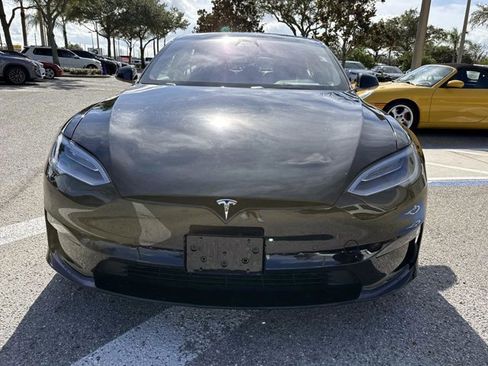Used 2021 Tesla Model S Plaid image 8