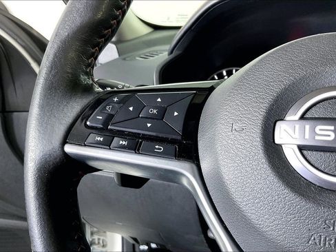 Used 2023 Nissan Altima 2.5 SR FWD image 24