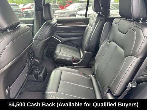 New 2026 Jeep Grand Cherokee L Limited w/ Trailer Tow Package AWD/4WD image 32
