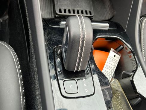 Used 2021 Volvo XC40 P8 Recharge w/ Advanced Package image 24