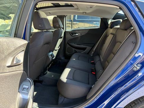 Used 2023 Chevrolet Malibu LT image 40