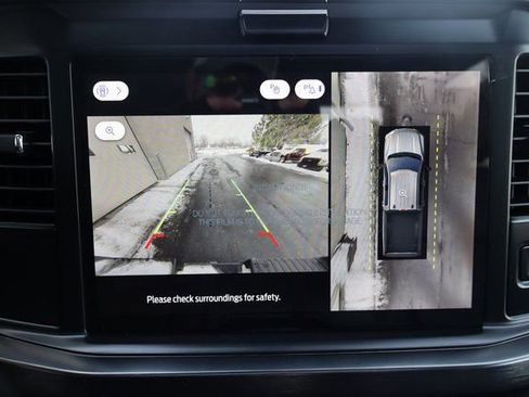 New 2026 Ford F250 Lariat w/ Chrome Package image 9