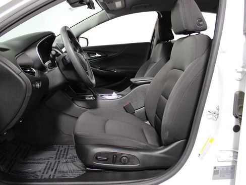 Used 2020 Chevrolet Malibu LS w/ Driver Confidence Package II image 8