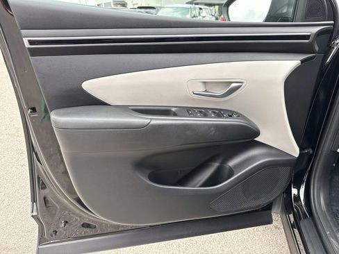 Used 2023 Hyundai Tucson SEL FWD image 19