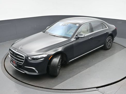 Used 2023 Mercedes-Benz S 580 4MATIC Sedan image 30