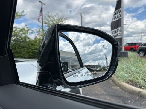 Used 2026 INFINITI QX60 Autograph w/ Dark Cargo Package AWD/4WD image 22