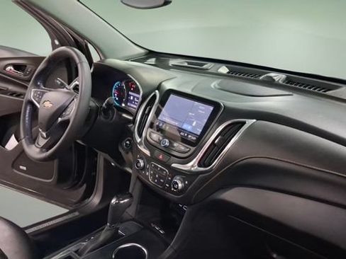 Used 2021 Chevrolet Equinox Premier FWD image 19