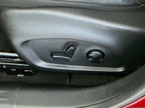 Used 2025 Jeep Compass Limited AWD/4WD image 22