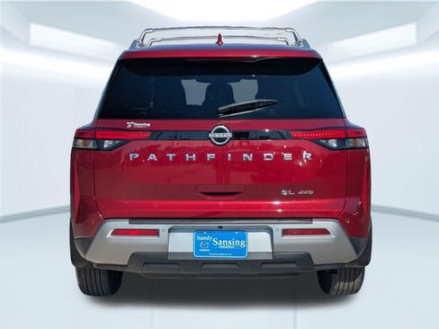 Used 2024 Nissan Pathfinder SL AWD/4WD image 5