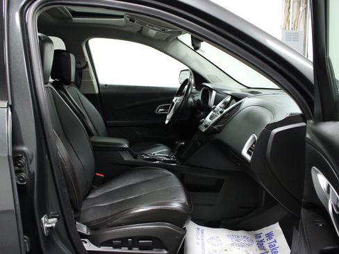 Used 2017 Chevrolet Equinox Premier w/ True North Edition image 16