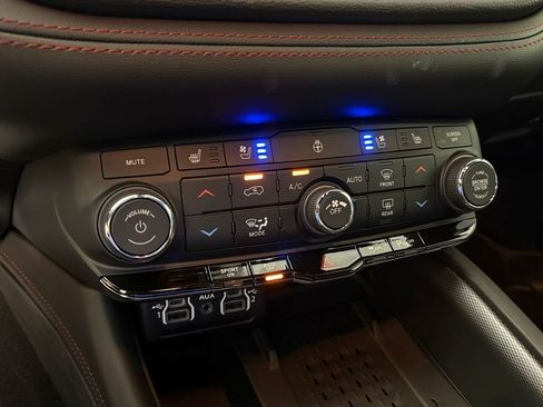 Used 2026 Dodge Durango GT AWD/4WD image 28