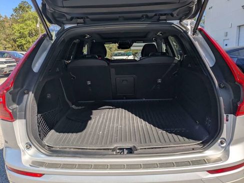 Used 2019 Volvo XC60 T6 R-Design w/ Protection Package Premier AWD/4WD image 12