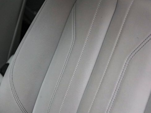 Used 2022 Audi Q5 2.0T Premium image 23