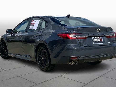 Used 2025 Toyota Camry SE w/ Multimedia Upgrade Package image 12