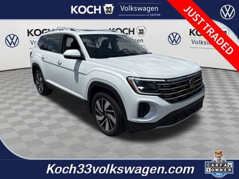 Used 2024 Volkswagen Atlas SEL AWD/4WD image 1