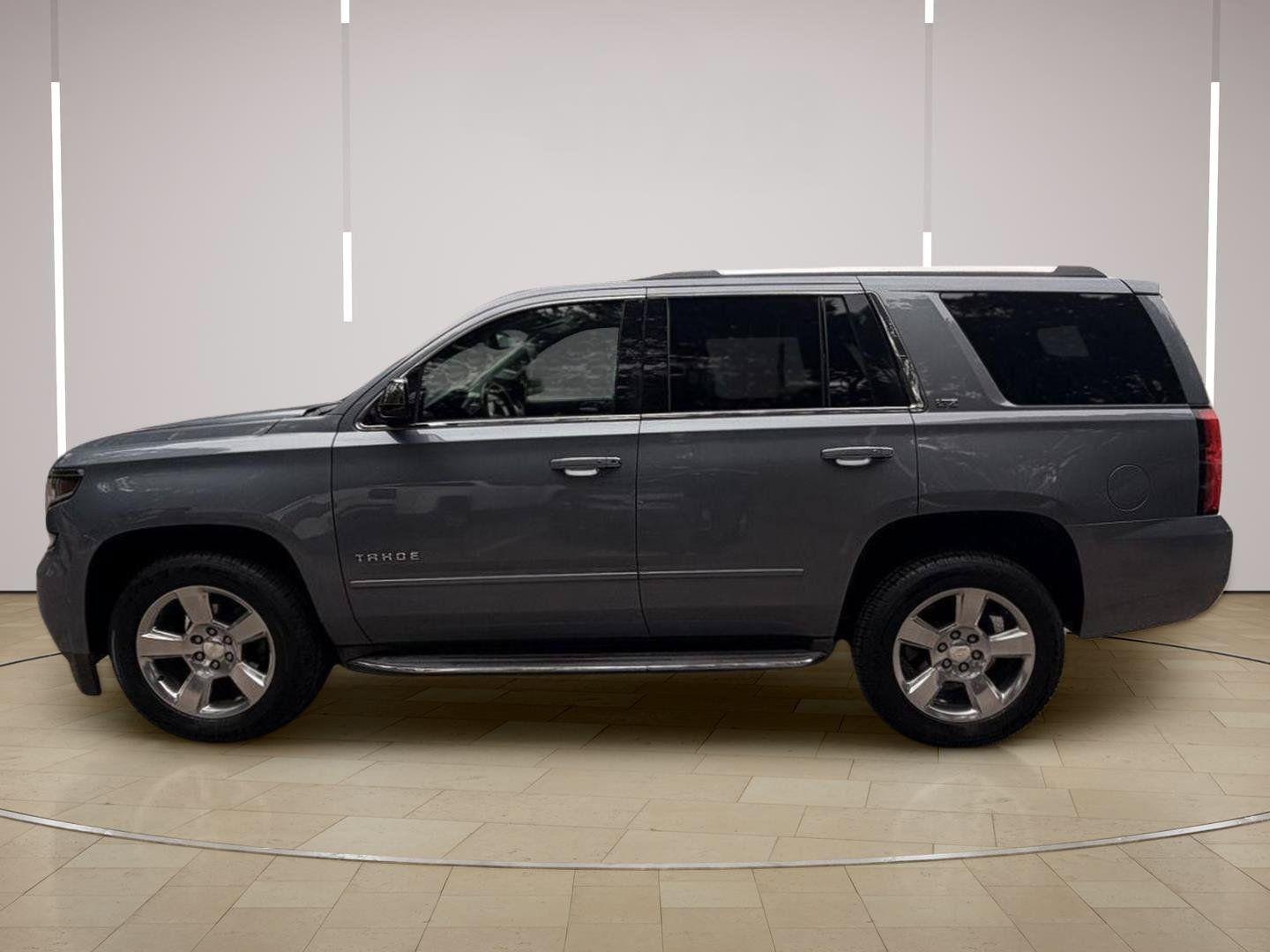 Used 2016 Chevrolet Tahoe LTZ AWD/4WD image 2