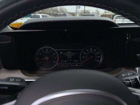 Used 2023 Kia Sorento S w/ Panoramic Sunroof Package image 39