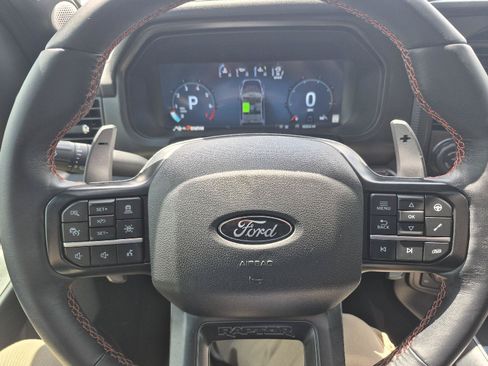 Certified 2025 Ford F150 Raptor AWD/4WD image 10