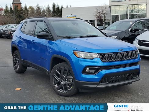 Used 2026 Jeep Compass Limited image 30