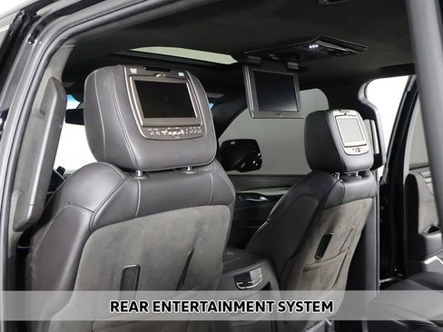 Used 2016 Cadillac Escalade Platinum image 6
