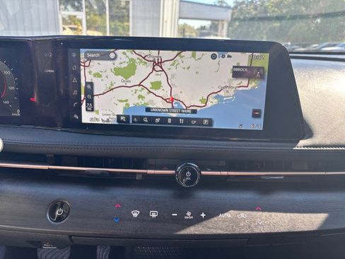 Used 2024 Nissan Ariya AWD image 19