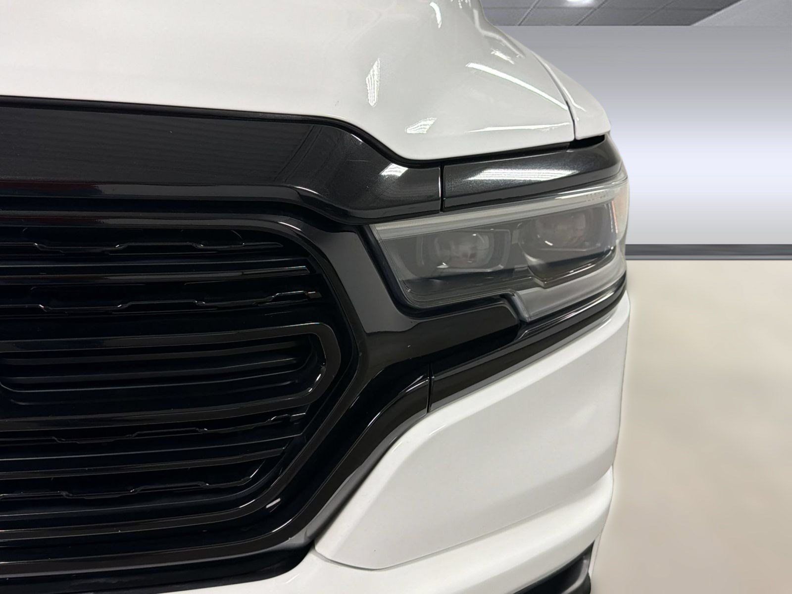 Used 2022 RAM 1500 Limited RWD image 10