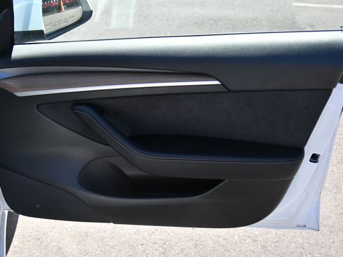 Used 2021 Tesla Model 3 Standard Range Plus RWD image 38