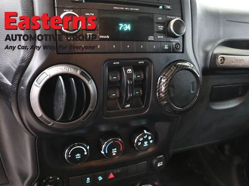 Used 2016 Jeep Wrangler Unlimited Sport w/ Quick Order Package 24S AWD/4WD image 20