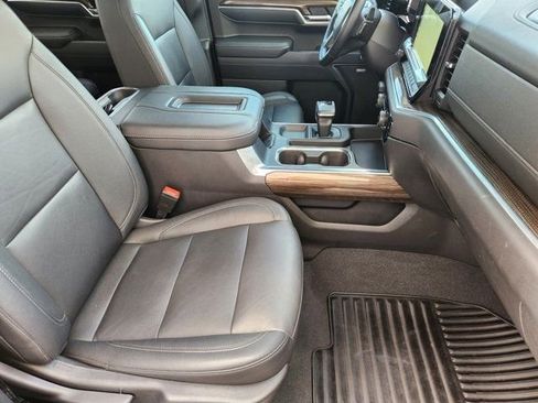 Used 2022 Chevrolet Silverado 1500 LT Trail Boss w/ LT Trail Boss Premium Package image 20