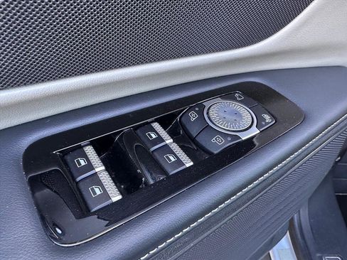 Used 2024 Lincoln Nautilus Reserve image 14