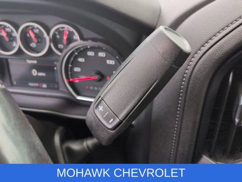 Used 2021 Chevrolet Silverado 1500 LT Trail Boss w/ Convenience Package II AWD/4WD image 17