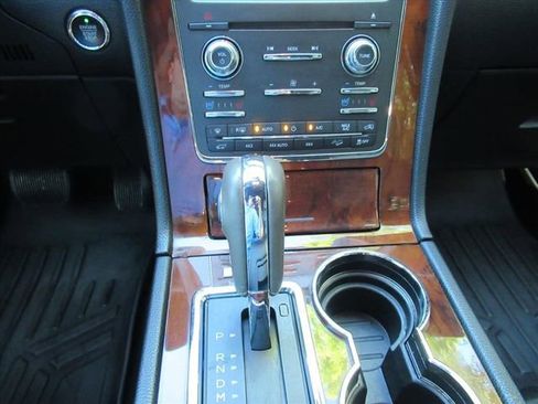 Used 2017 Lincoln Navigator Select AWD/4WD image 24