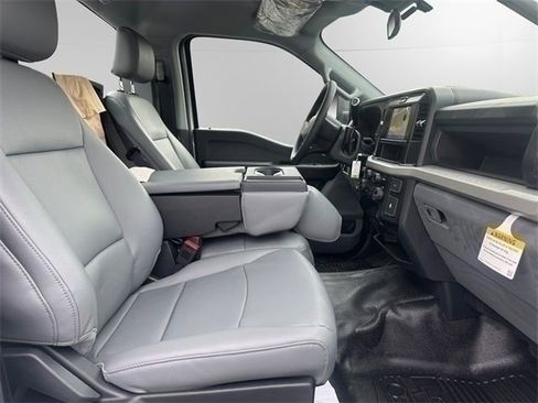 New 2026 Ford F550 4x4 Regular Cab Super Duty w/ XL Chrome Package image 15