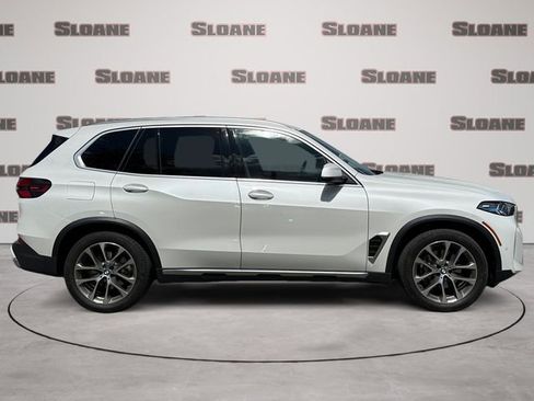 Used 2024 BMW X5 xDrive40i w/ Premium Package AWD/4WD image 6