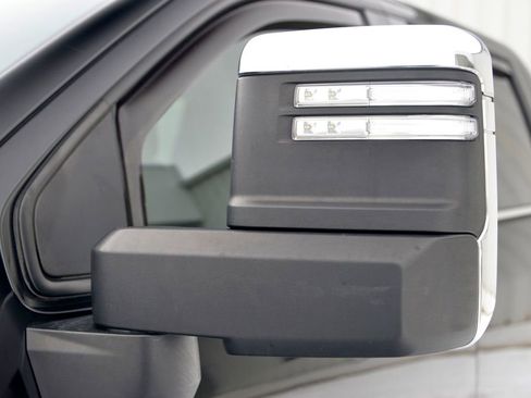 Used 2020 Chevrolet Silverado 2500 High Country w/ Z71 Off-Road Package image 12