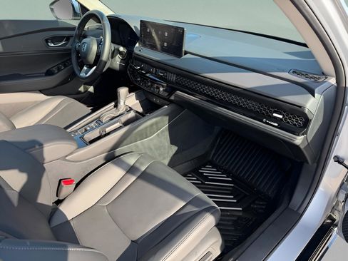Used 2025 Honda Accord Touring image 28