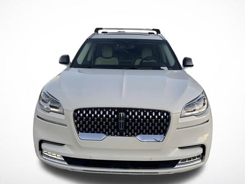 Used 2023 Lincoln Aviator Black Label w/ Dynamic Handling Package AWD/4WD image 2